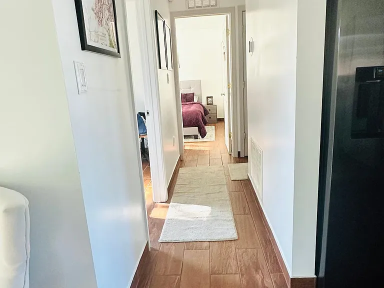 4832 Sidney St — Photo 6