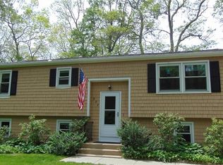 232 Carolina Nooseneck Rd, Richmond, RI 02898