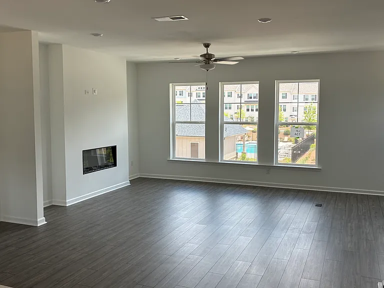 6162 Wayburn St #5 — Photo 13