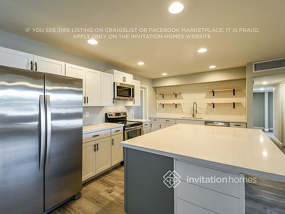 4th image of 3136 W Cactus Rd