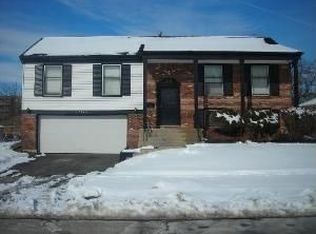 17606 Stonebridge Dr, Hazel Crest, IL 60429