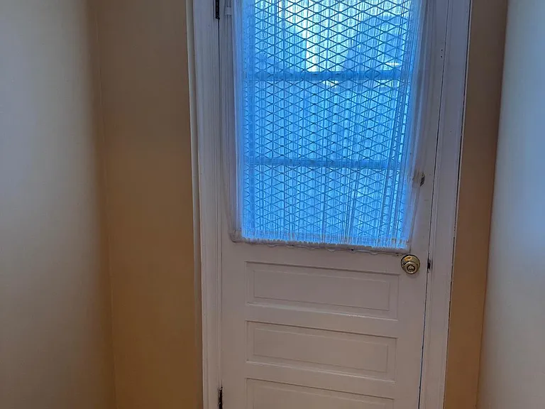 2906 Breezy Ter — Photo 103