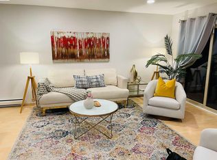 303 Vista Heights Rd, El Cerrito, CA 94530