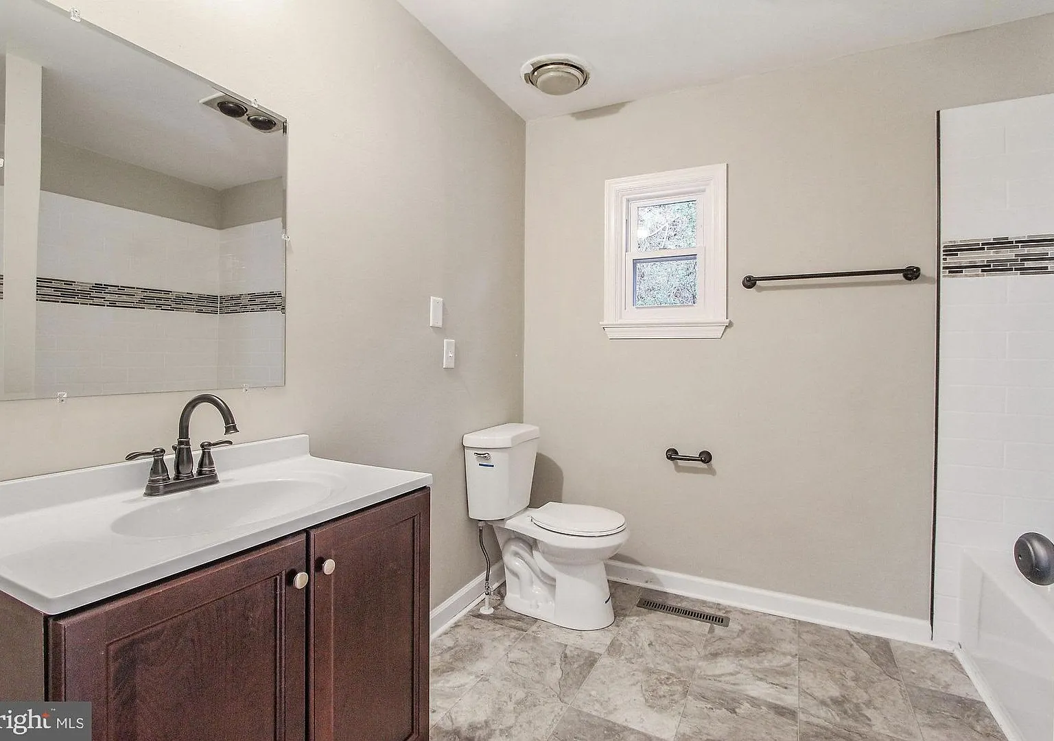 3 Bedroom East Pennsboro Schools. — Photo 4