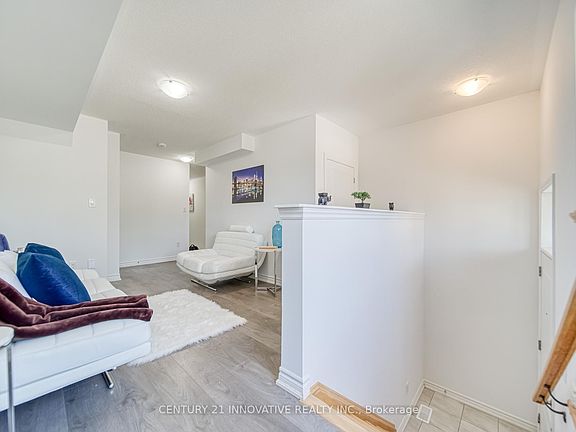 5th image of 388 Okanagan Path