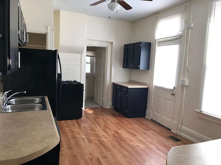 21 Carneal St — Photo 2