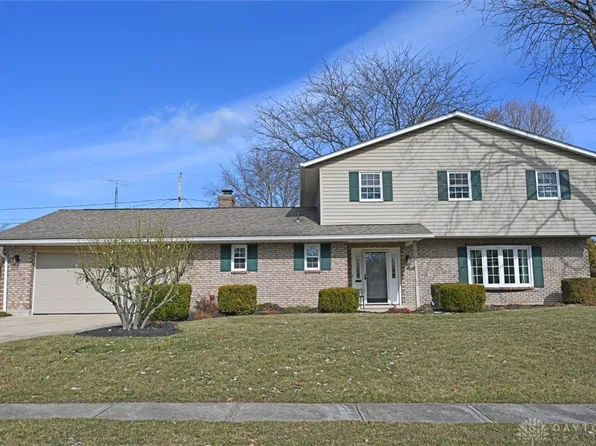 968 Rayberta Dr, Vandalia, OH 45377