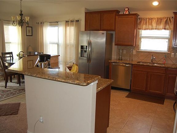 5th image of 5621 Coventry Dr