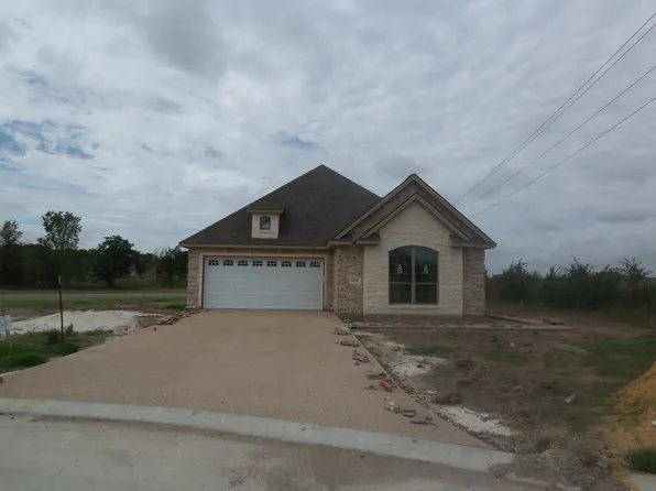 1700 Lakeshore (pvt) Ct, College Station, TX 77845