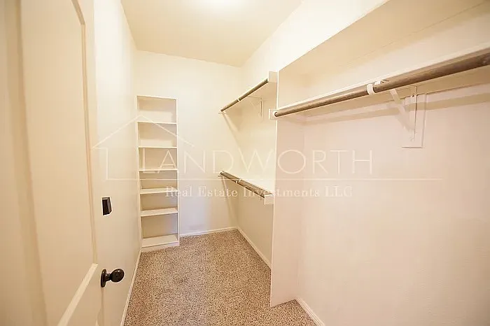 4620 Angus Dr — Photo 9
