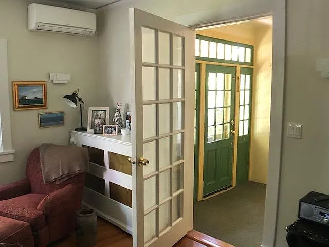16 Roosevelt Ave #1 — Photo 5