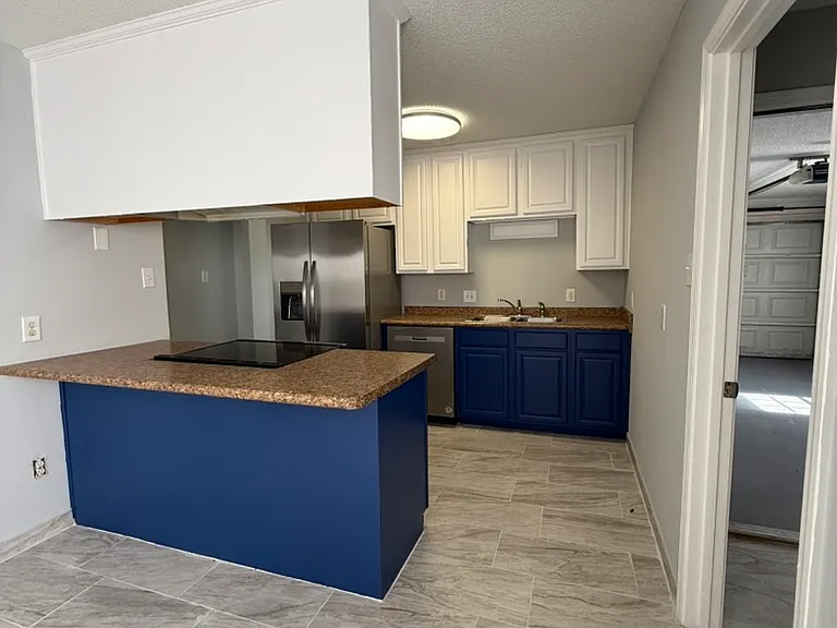 213 Kentshire Ln — Photo 13