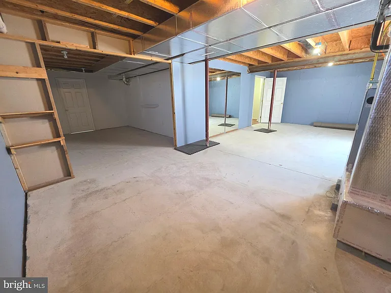 109 Masters Ln — Photo 60