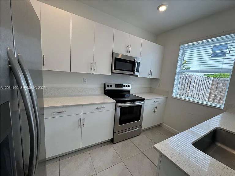 2609 SE 11th St #2609 — Photo 5