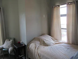 Rented by Lucky Apt Inc