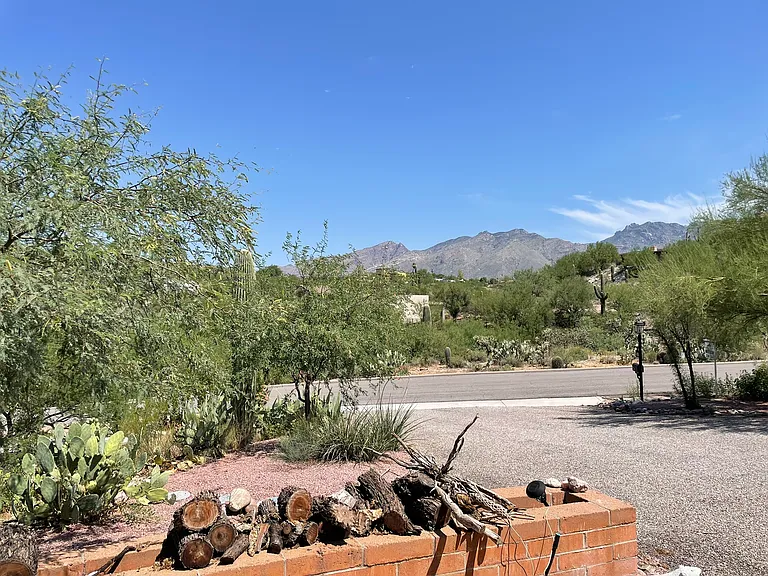 5830 E Calle Del Ciervo — Photo 66