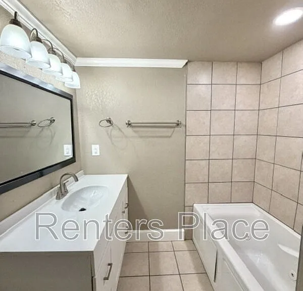 1815 N Boston Pl — Photo 12