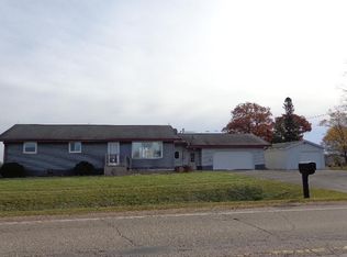 N5412 County Rd C, Cecil, WI 54111