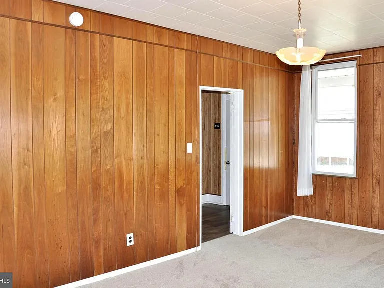 33 W Forrest Ave — Photo 48