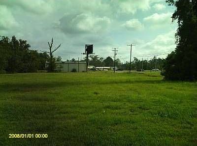 1st image of 2220 N Malcom
