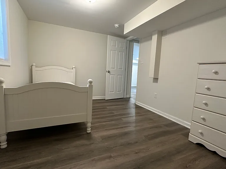 4424 Brandywine St NW #B — Photo 7