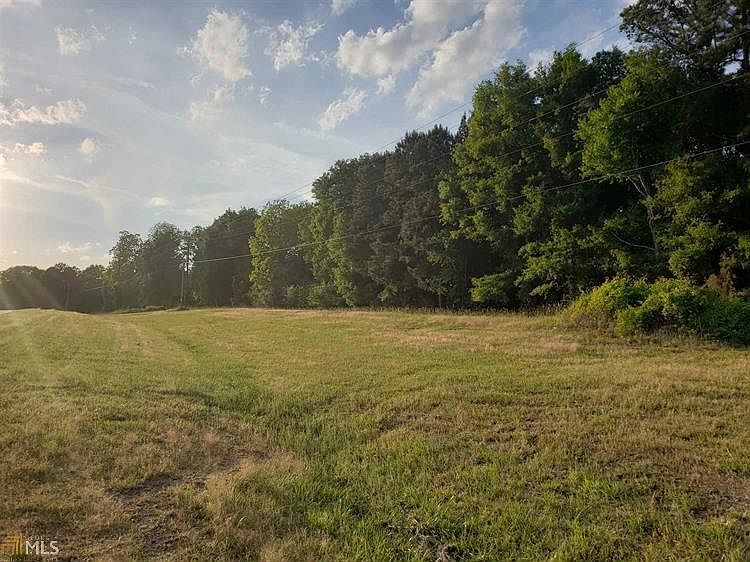 1st image of 2001 Dogwood Dr SE