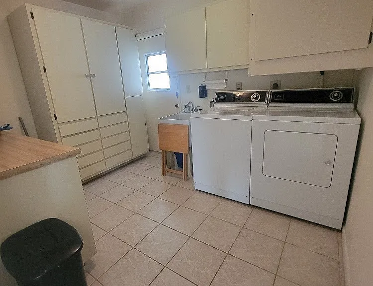 10 Regency Ct — Photo 7