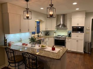 2402 Toftree Dr, Harrisburg, PA 17112