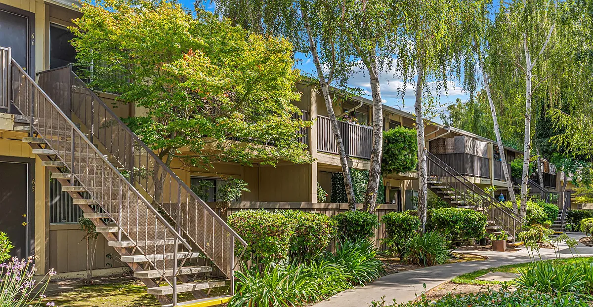 Building Photo - Almaden