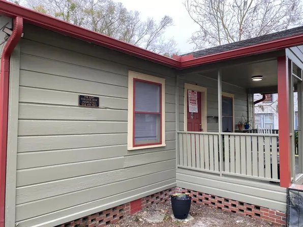 205 NE 9th St, Gainesville, FL 32601