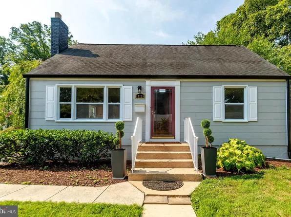 10729 Scott Dr, Fairfax, VA 22030