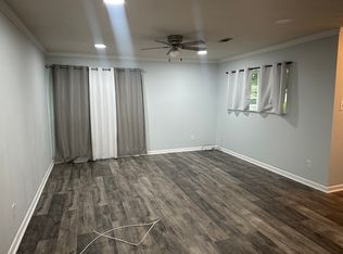 4912 Canal Dr, Alexandria, LA 71303