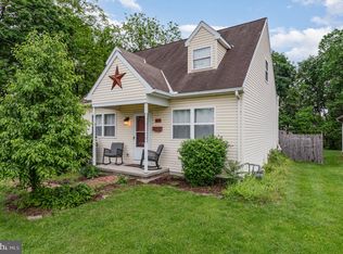 429 Pleasant St, Hanover, PA 17331