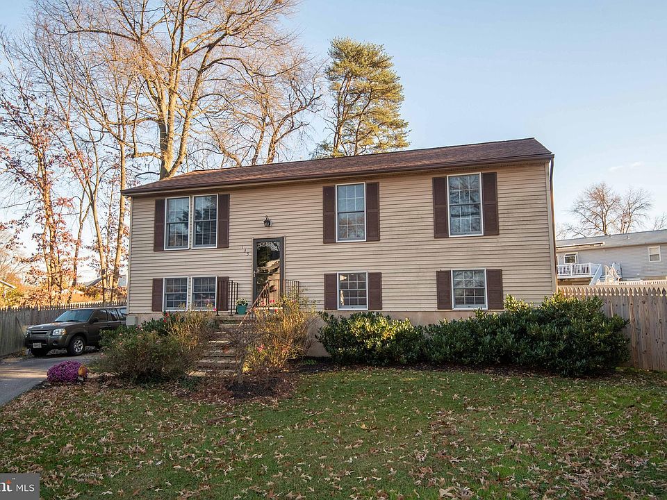 1st image of 133 Archwood Ave