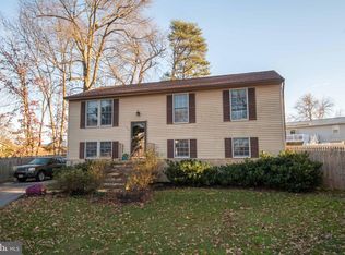 133 Archwood Ave, Glen Burnie, MD 21061