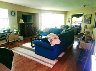 248 Heather Ct, Mayfield Heights, OH 44124