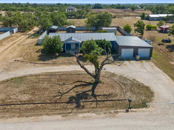 801 S Lee St, Santa Anna, TX 76878