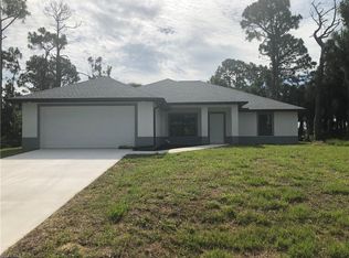 402 Cortez Ave, Lehigh Acres, FL 33972