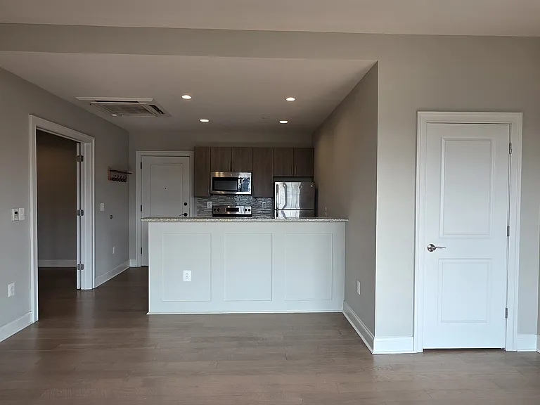 216 Arch St #715 — Photo 9