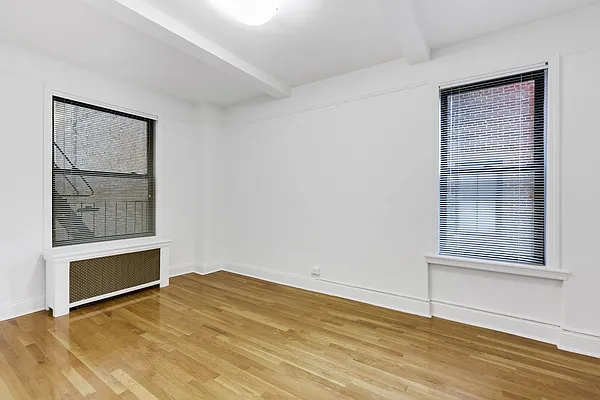 Rented by Cooper & Cooper Real Estate | media 11