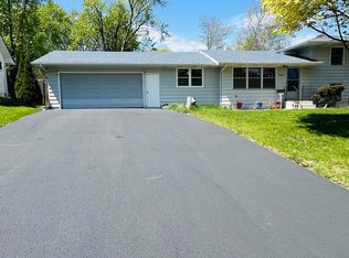 7447 Cloman Way, Inver Grove Heights, MN 55076