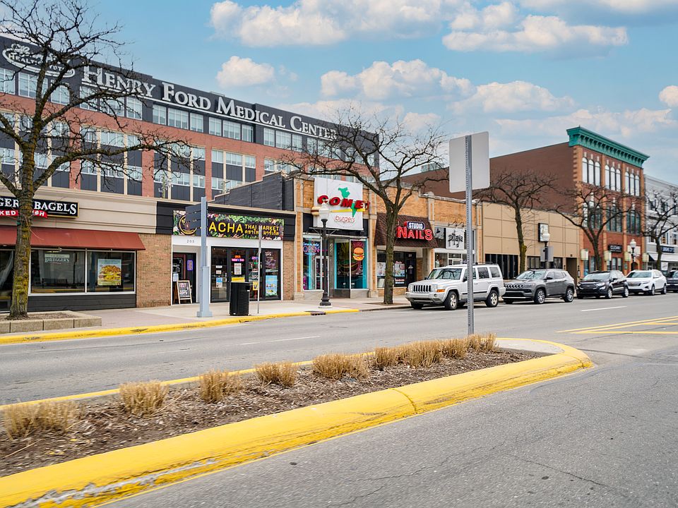 Amazingly convenient location in the heart of downtown Royal Oak