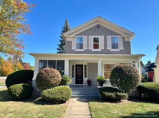 116 McKinley St, Chelsea, MI 48118
