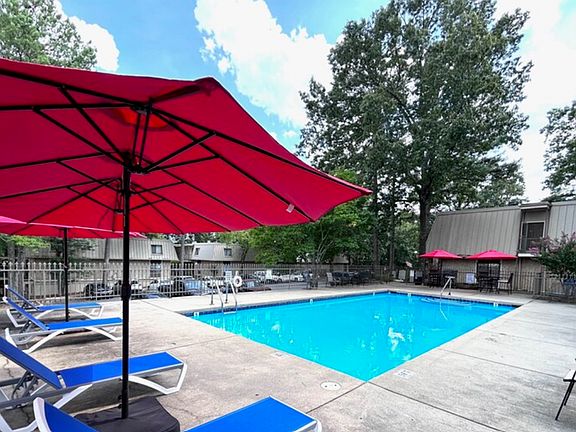 Indiandale Apartments Pool