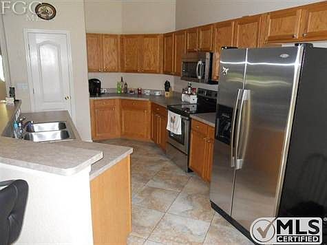 5th image of 5215 Beauty St