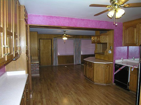 4th image of 16 Pueblo Dr