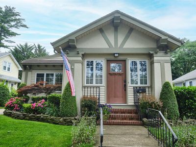 19 Superior Road, Floral Park, NY, 11001