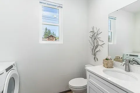 12239 N Mayfair Rd — Photo 10