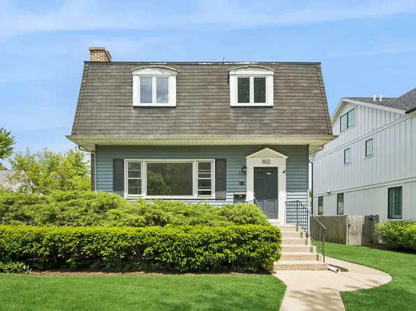 1822 Walnut Ave, Wilmette, IL 60091