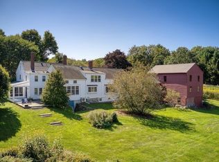 498 Strawberry Hill Rd, Concord, MA 01742